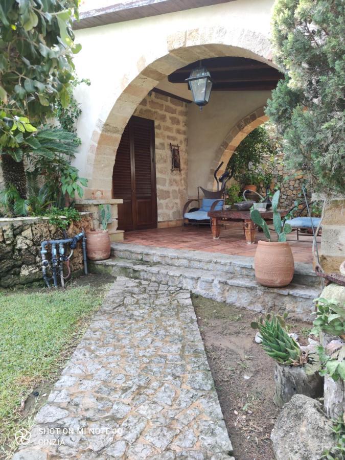 Casolare Giummari Bed & Breakfast Carini Bagian luar foto