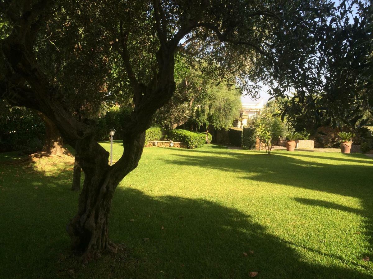 Casolare Giummari Bed & Breakfast Carini Bagian luar foto
