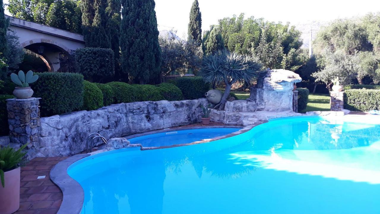 Casolare Giummari Bed & Breakfast Carini Bagian luar foto