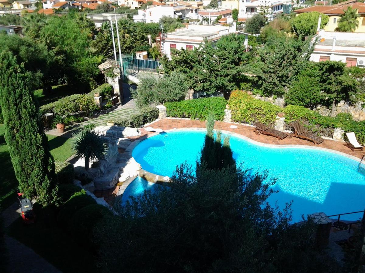 Casolare Giummari Bed & Breakfast Carini Bagian luar foto
